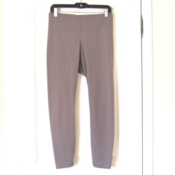 Everlane Perform Sculpt Legging - Picture 1 of 8